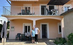 Apartments Anka Brala